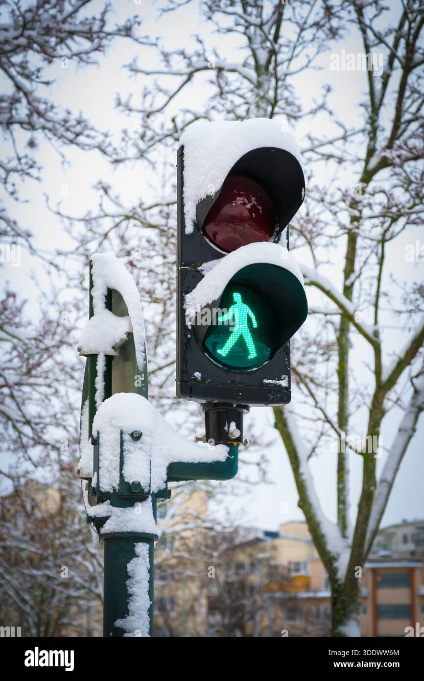 Feu de circulation dans la neige (piéton), Stockholm Banque D'Images