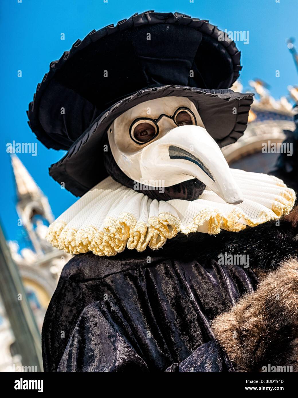Déguisement IEEILULU Costume Du Médecin De Peste, Plague Doctor Costume Avec Docteur De La Peste