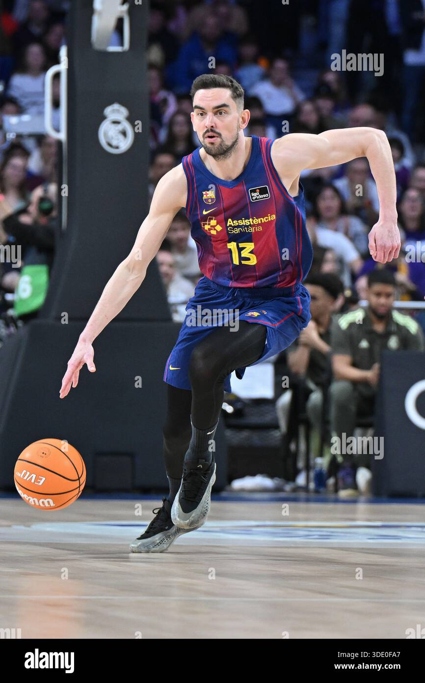 Madrid, Espagne. 04 janvier 2026. Tomas Satoransky du FC Barcelone lors du match Liga Endesa ACB entre le Real Madrid et le FC Barcelone au Movistar Arena de Madrid le 4 janvier 2026, Espagne (photo par Oscar Gonzalez/Sipa USA) crédit : Sipa USA/Alamy Live News Banque D'Images