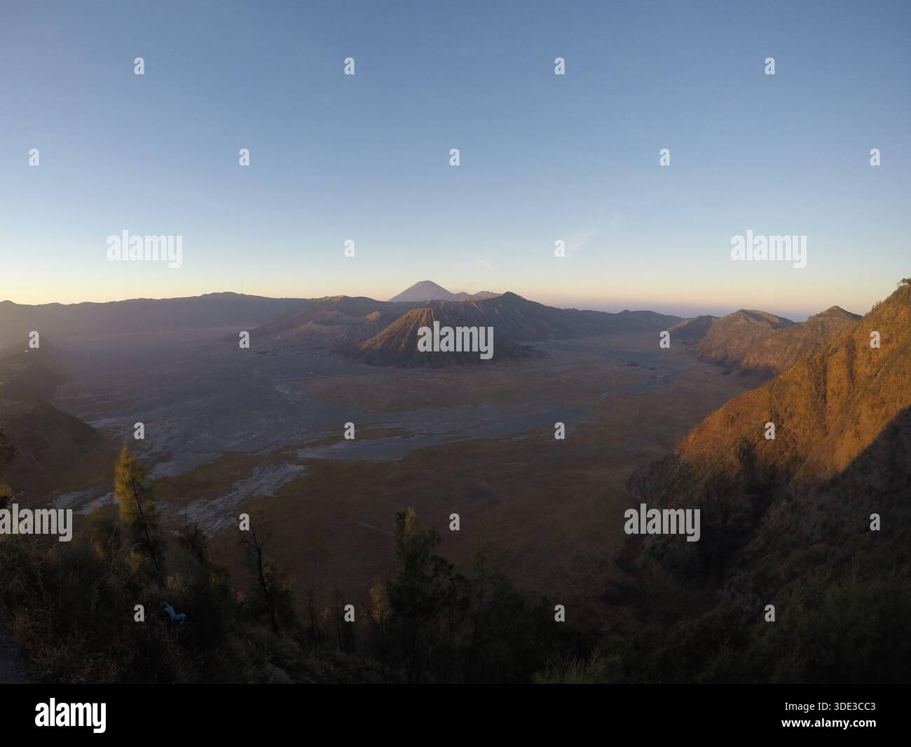 Lever du soleil à Mount bromo, Indonésie Banque D'Images