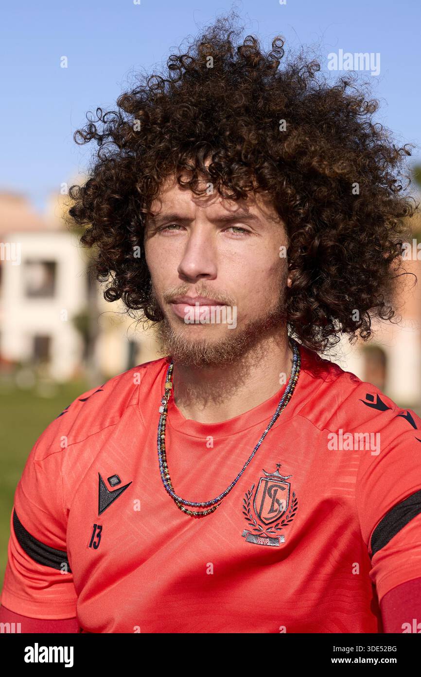 Lagos, Portugal. 05 janvier 2026. Marlon Fossey de Standard photographié lors du camp d'entraînement hivernal de l'équipe belge de football Standard de Liège, à Lagos, Portugal, lundi 05 janvier 2026. BELGA PHOTO RICARDO NASCIMENTO crédit : Belga News Agency/Alamy Live News Banque D'Images