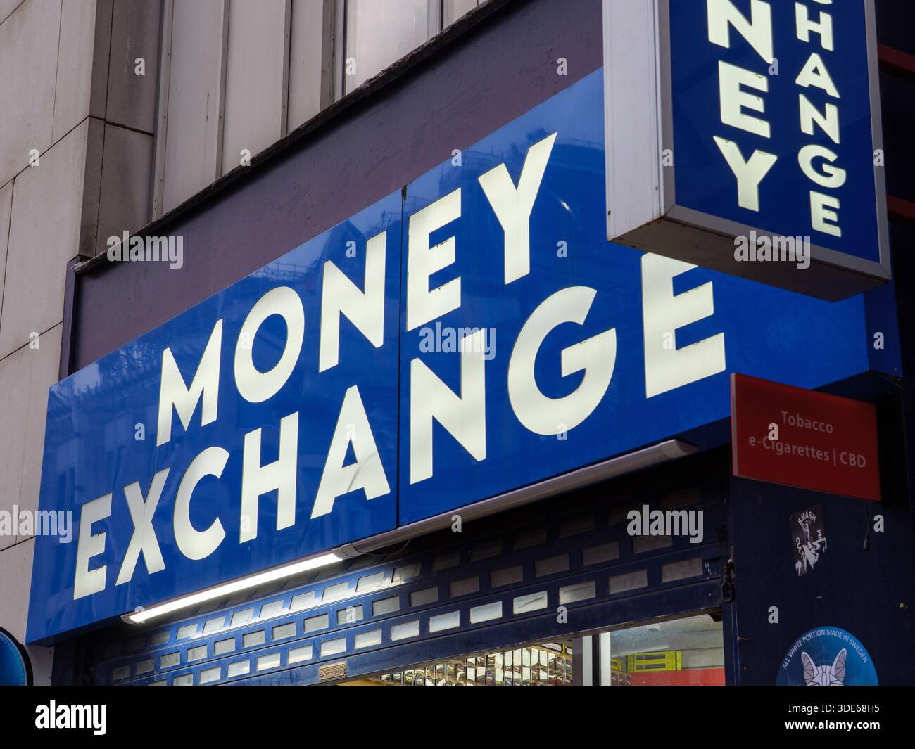 Bureau de change, Oxford Street, Londres, Royaume-Uni Banque D'Images