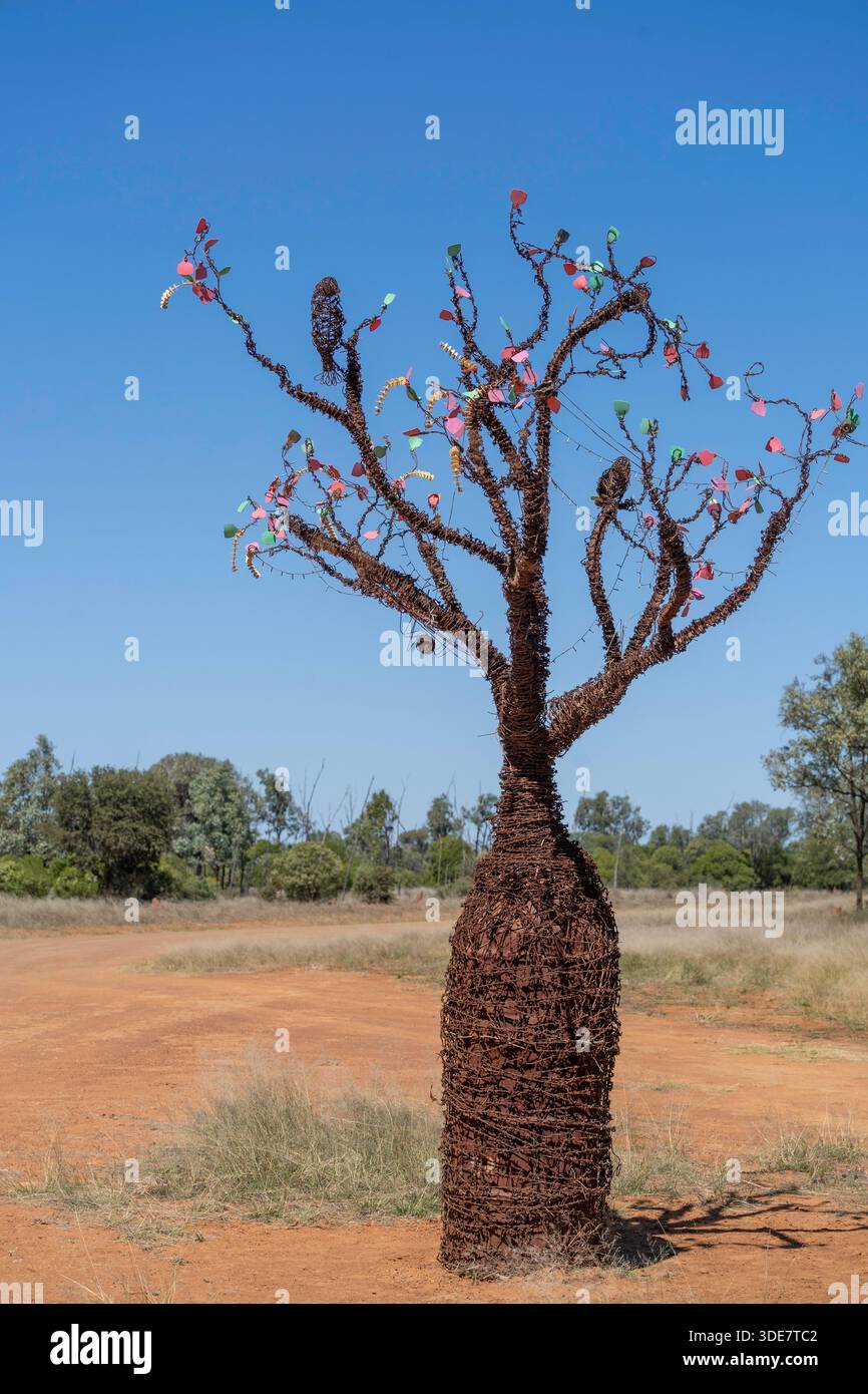 Sculpture of Bottle Tree, Lake Dunn sculpture Trail, Queensland, Australie Banque D'Images