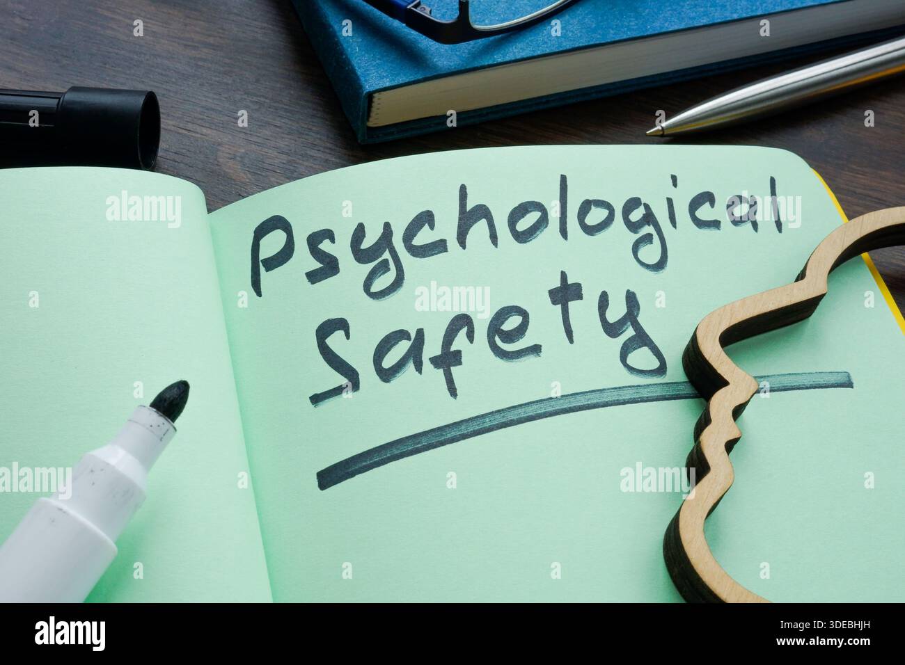 Sécurité psychologique écrite dans un cahier. Banque D'Images