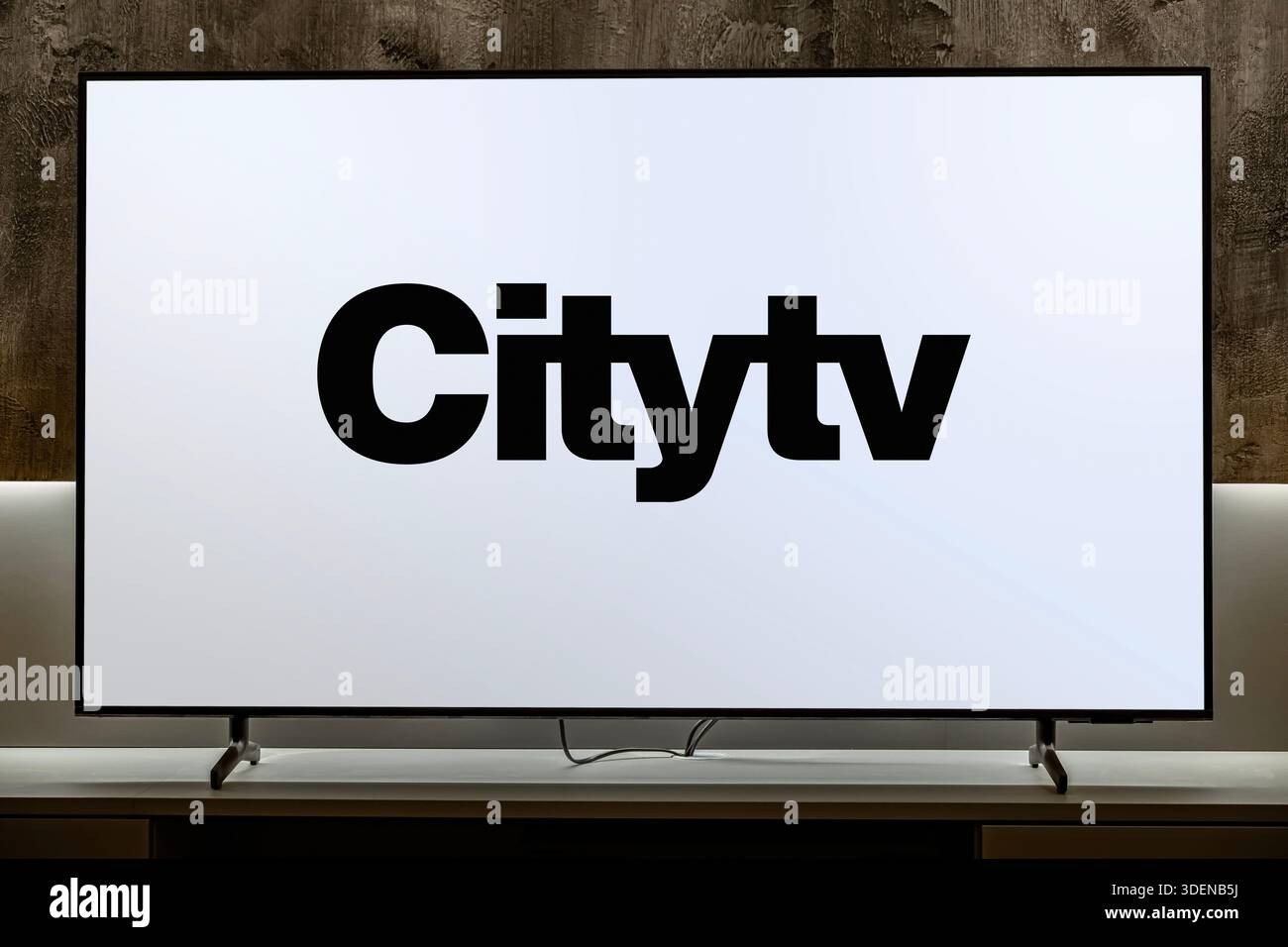 POZNAN, POL - nov 25, 2025 : téléviseur à écran plat affichant le logo de Citytv Banque D'Images