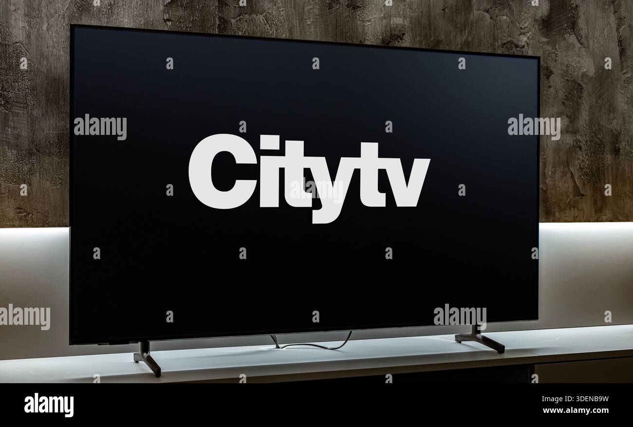 POZNAN, POL - nov 25, 2025 : téléviseur à écran plat affichant le logo de Citytv Banque D'Images