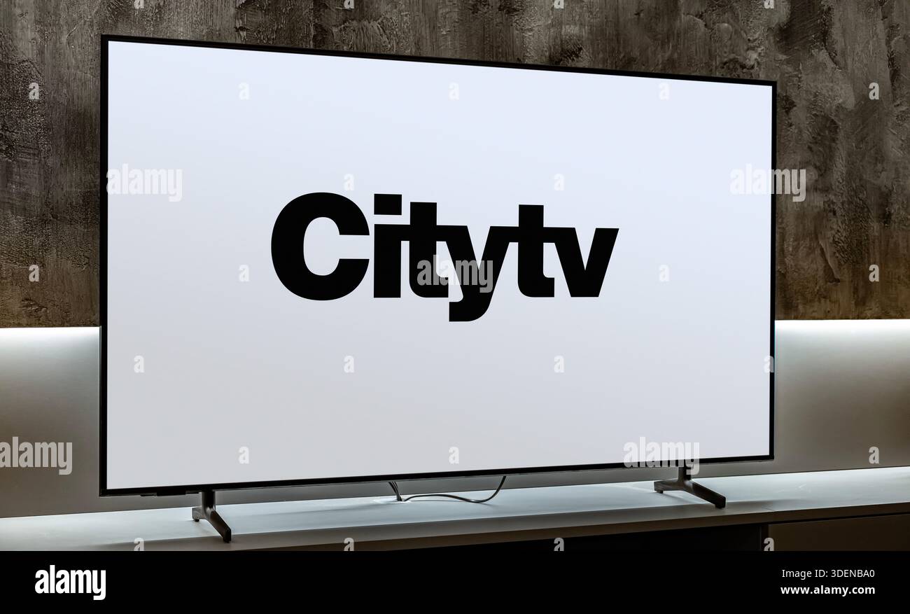 POZNAN, POL - nov 25, 2025 : téléviseur à écran plat affichant le logo de Citytv Banque D'Images