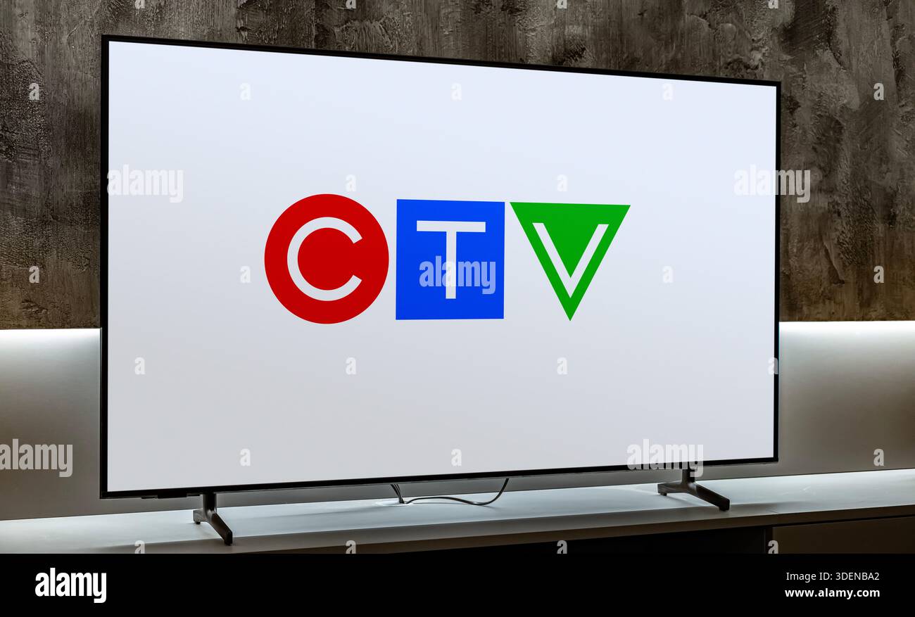 POZNAN, POL - nov 25, 2025 : téléviseur à écran plat affichant le logo de CTV Television Network Banque D'Images