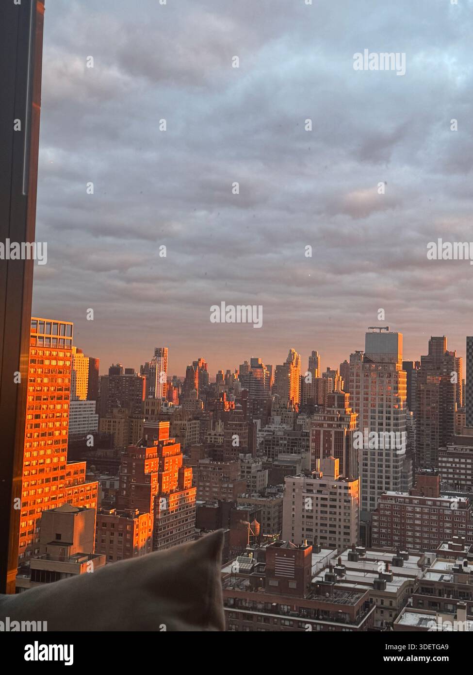 Coucher de soleil époustouflant sur les gratte-ciel de New York Banque D'Images