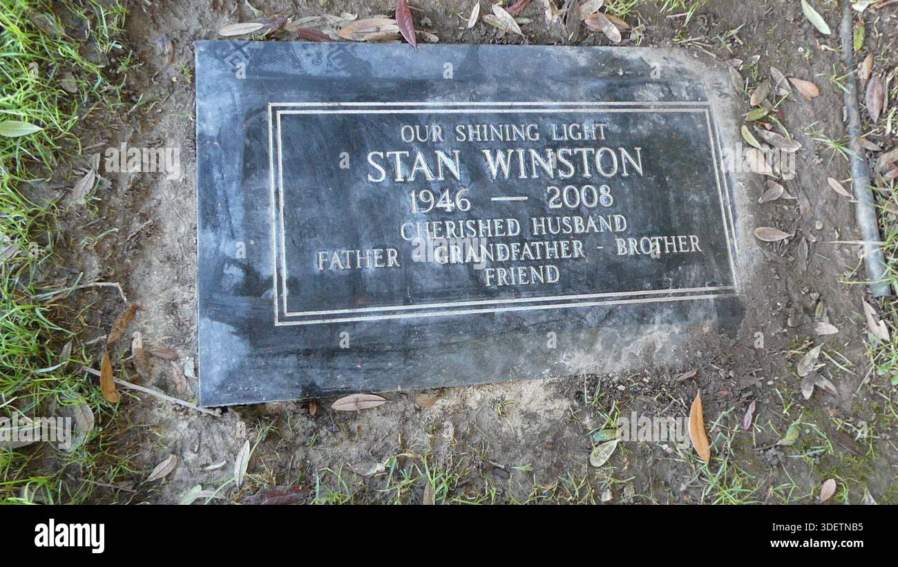 Culver City, Californie, États-Unis 7 janvier 2026 le maquilleur Stan Winston tombe dans Garden of Rachel au Hillside Memorial Park le 7 janvier 2026 à Culver City, Californie, États-Unis. Photo de Barry King/Alamy Stock photo Banque D'Images