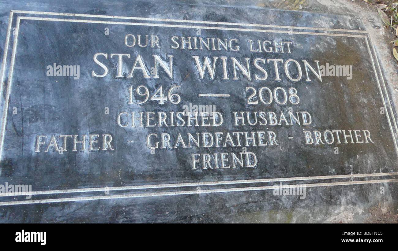 Culver City, Californie, États-Unis 7 janvier 2026 le maquilleur Stan Winston tombe dans Garden of Rachel au Hillside Memorial Park le 7 janvier 2026 à Culver City, Californie, États-Unis. Photo de Barry King/Alamy Stock photo Banque D'Images