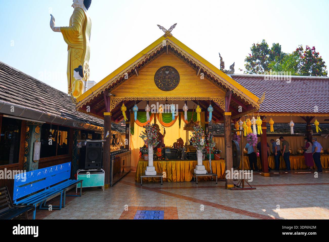 Le temple historique de Wat Phra That Doi Kham sur le flanc de la montagne de Chiang mai, dans le nord de la Thaïlande Banque D'Images