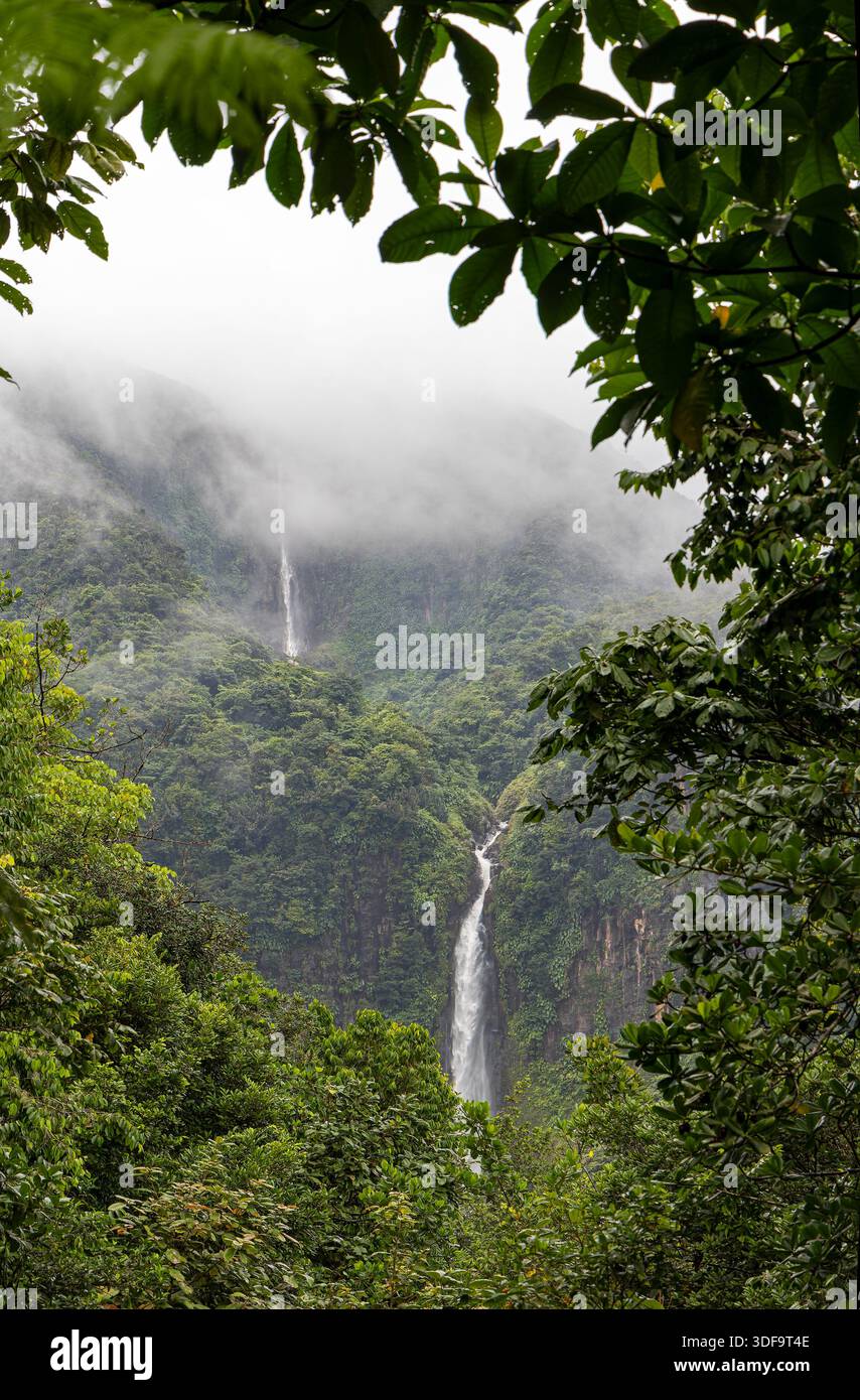 Les première et deuxième cascades de la cascade du Carbet - île caribéenne Guadeloupe Banque D'Images