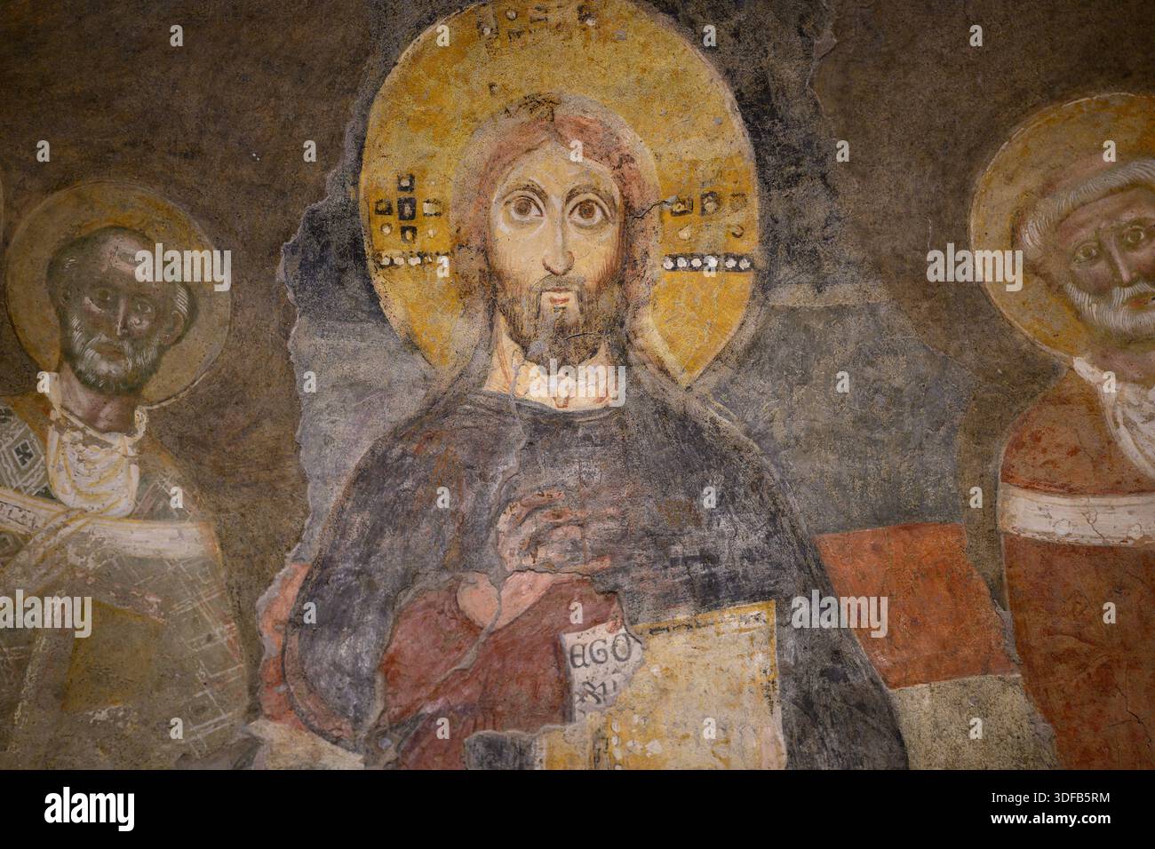 Fresque du Christ Pantocrator à Chiesa di San Pellegrino in Vaticano [l'église de San Pellegrino (pèlerine d'Auxerre) au Vatican], Rome Italie. Banque D'Images