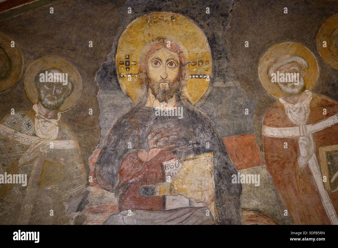 Fresque du Christ Pantocrator à Chiesa di San Pellegrino in Vaticano [l'église de San Pellegrino (pèlerine d'Auxerre) au Vatican], Rome Italie. Banque D'Images