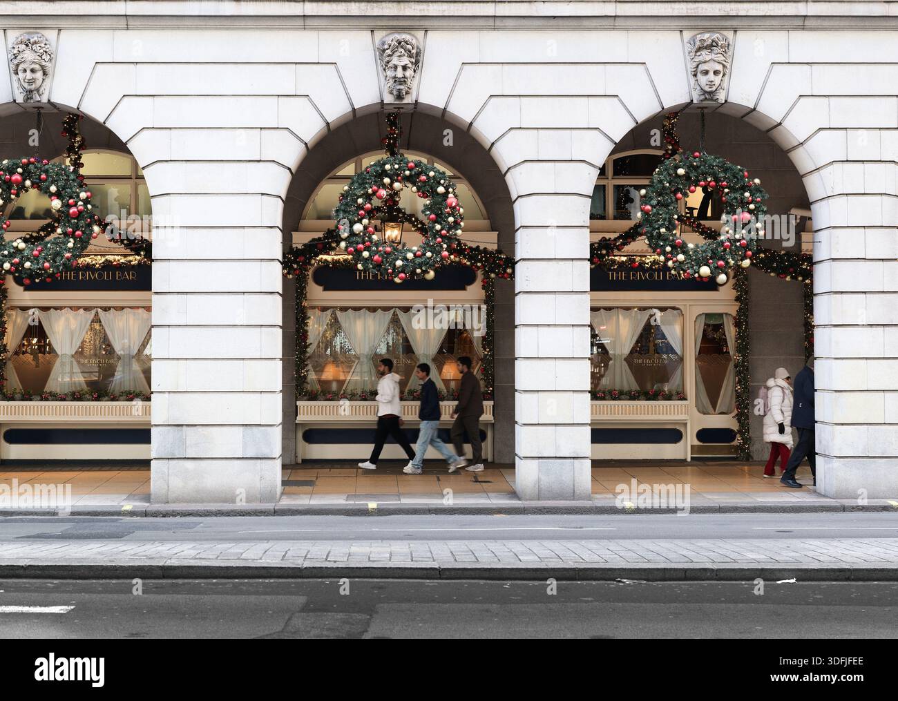 Décorations de Noël à l'hôtel Ritz, Londres, Angleterre. Banque D'Images