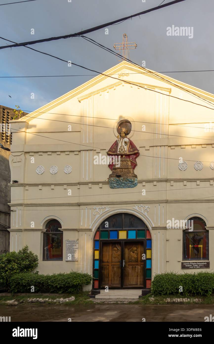 Cathédrale du Saint-enfant, également connue sous le nom de cathédrale IFI Cebu, qui est située dans la ville de Cebu, Philippines. C'est le siège de l'évêque diocésain Banque D'Images