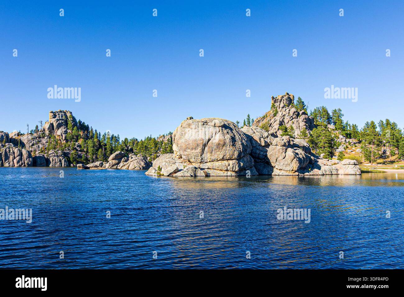 Magnifique paysage vu autour du lac Sylvan au parc d'État de Custer dans le Dakota du Sud. Banque D'Images