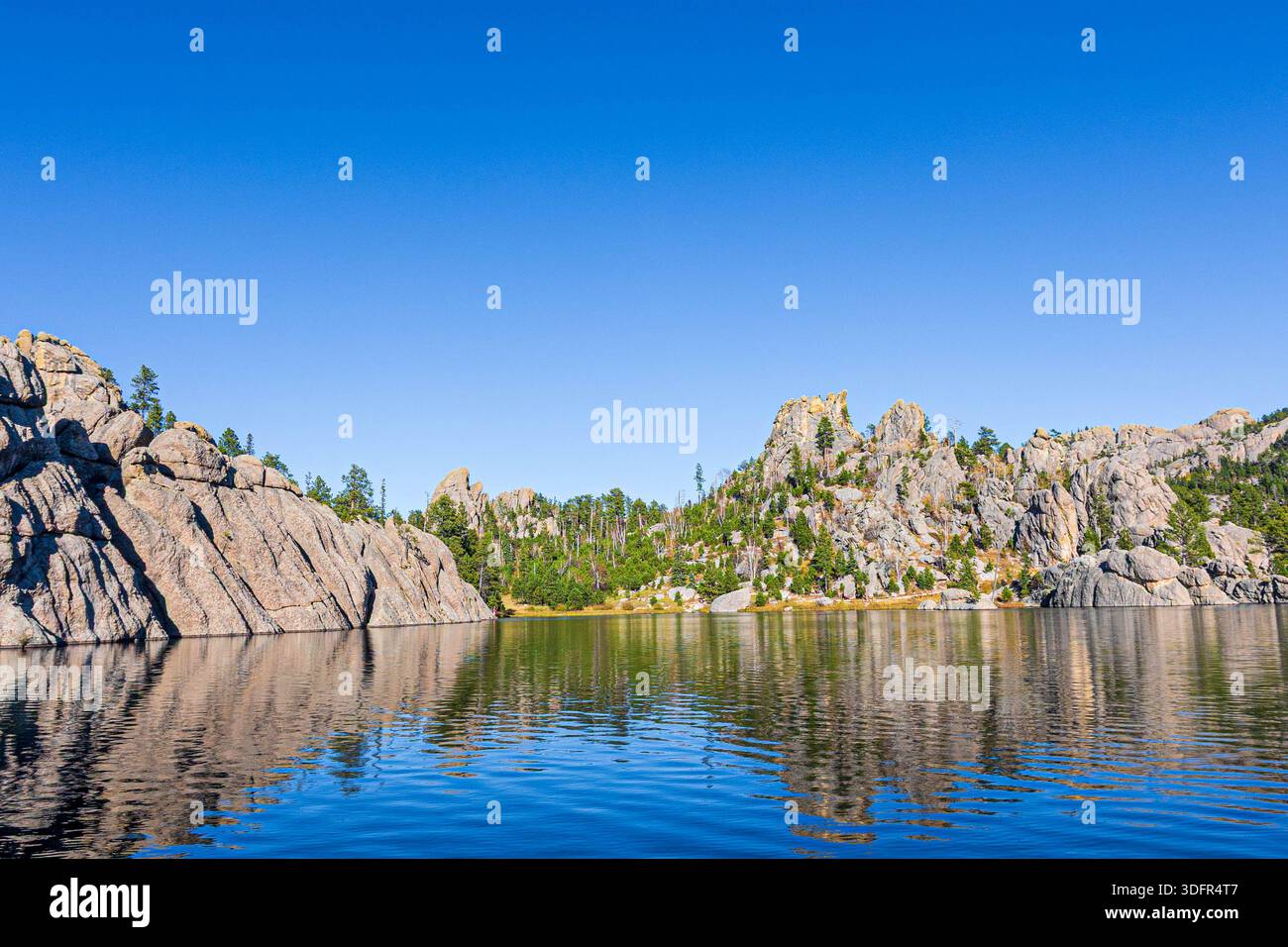 Magnifique paysage vu autour du lac Sylvan au parc d'État de Custer dans le Dakota du Sud. Banque D'Images