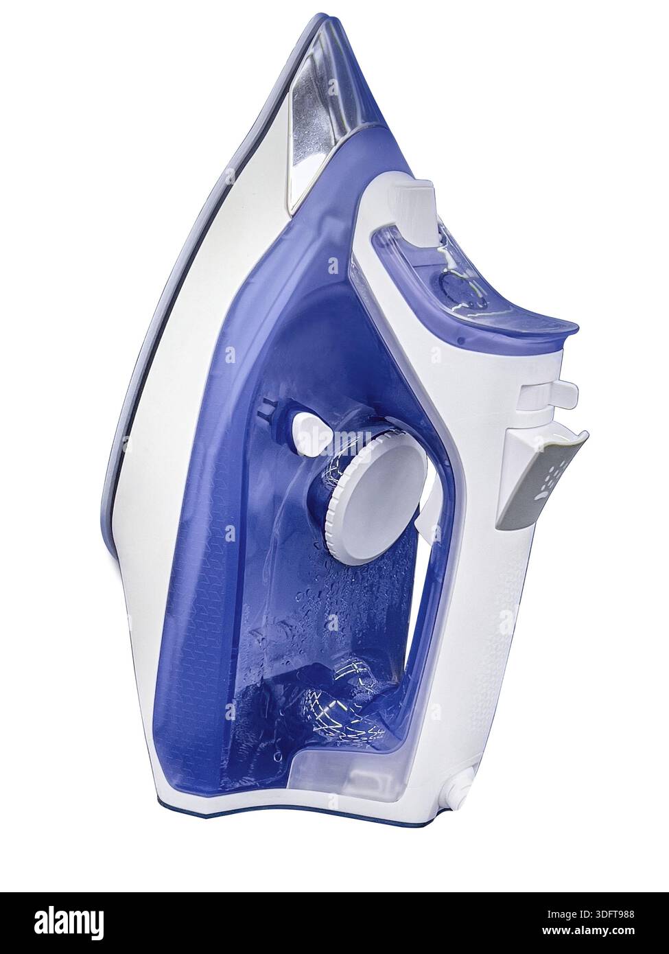 Fer à vapeur électrique blanc et bleu pour les tâches ménagères domestiques avec fond transparent Banque D'Images