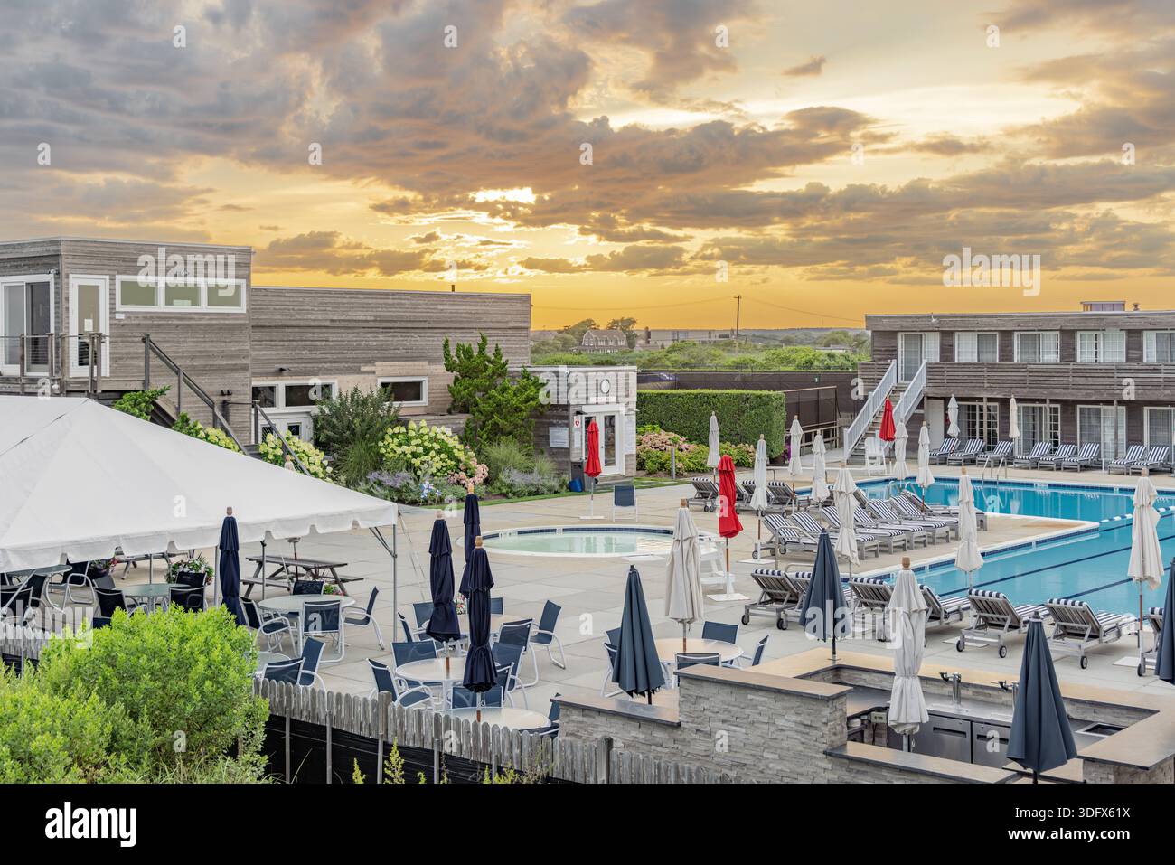 image détaillée de la piscine d'un club de plage privé Banque D'Images