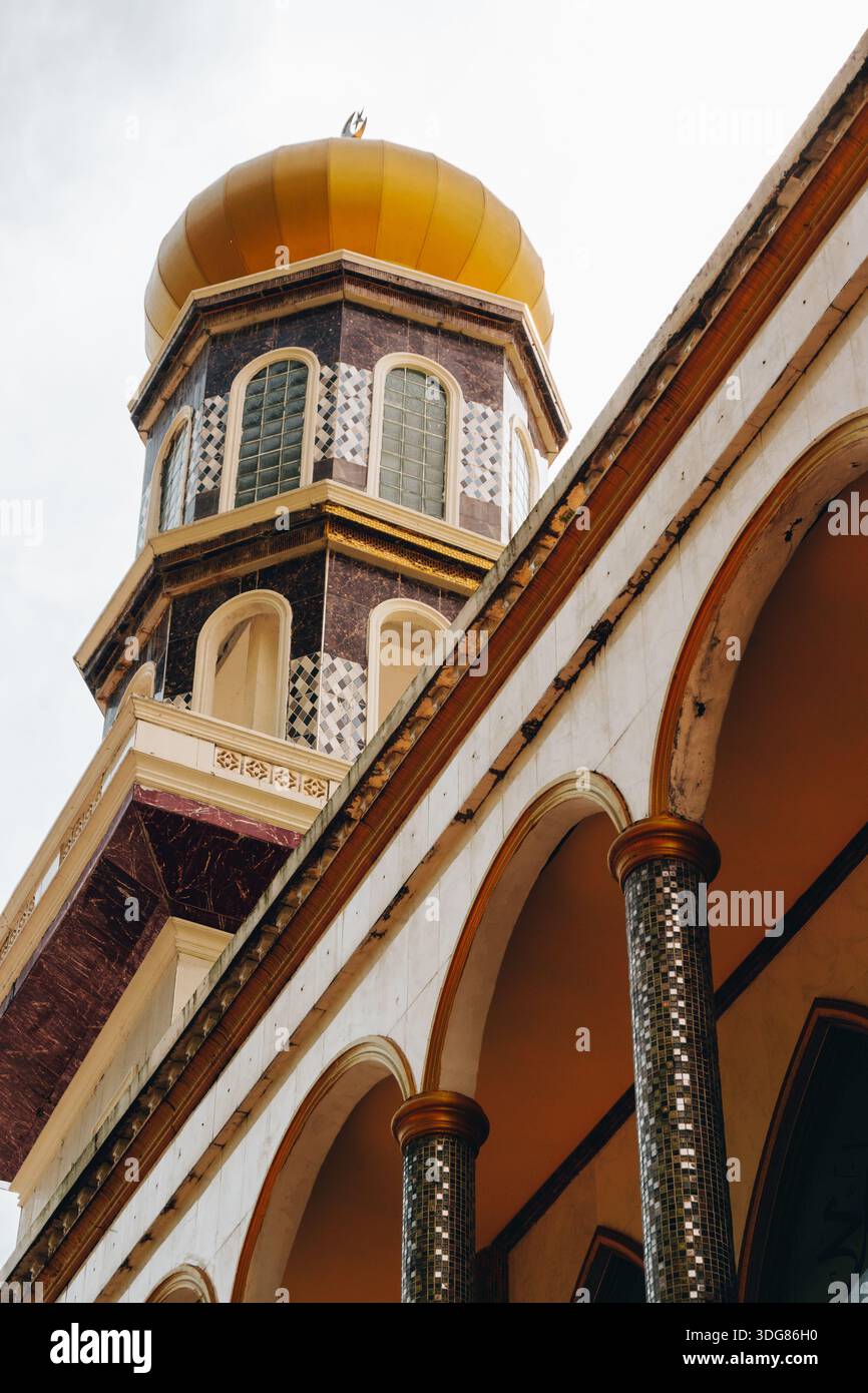 Mosquée Panyee Darussalam au Koh Panyee Banque D'Images