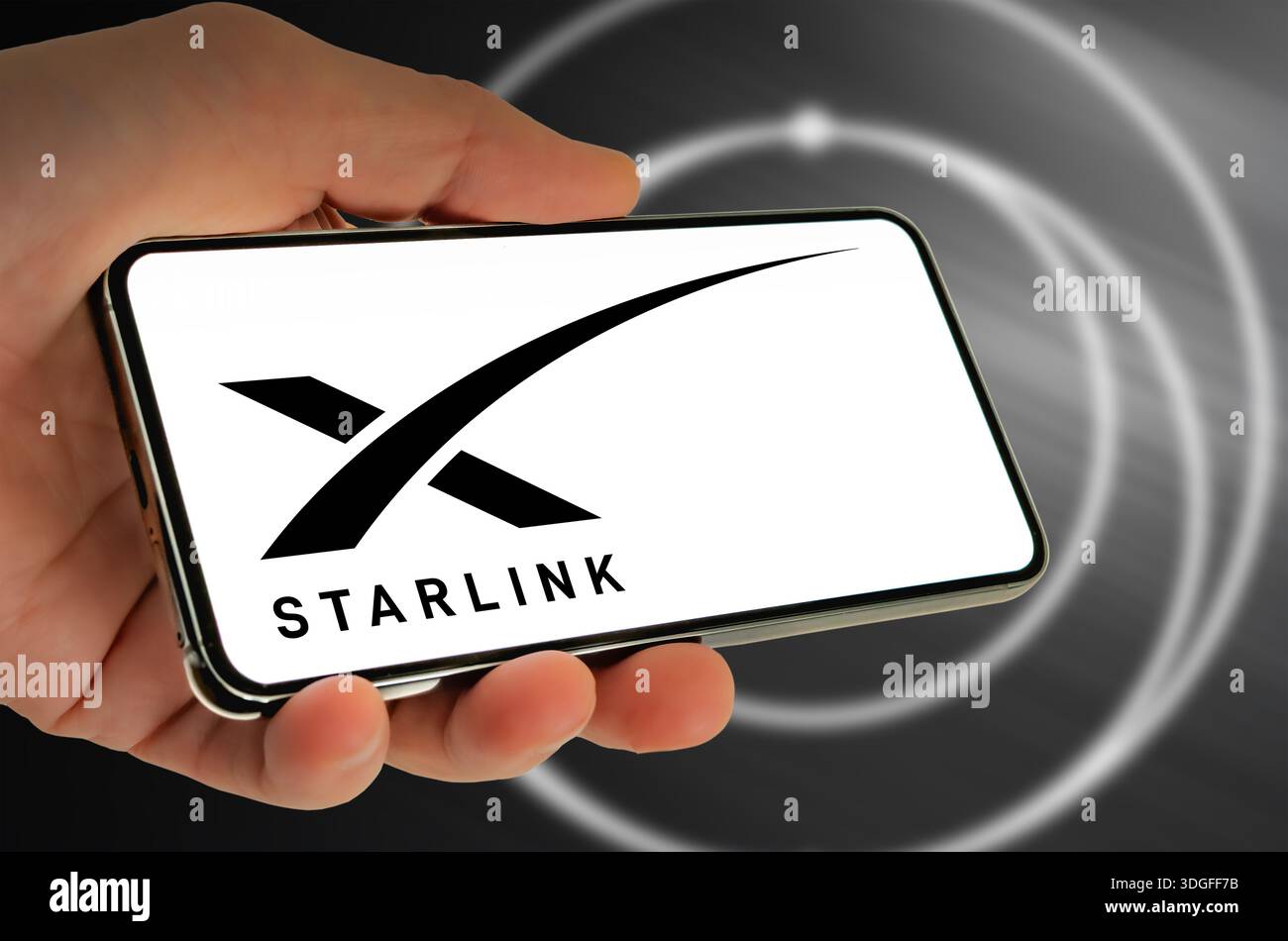 Logo Starlink affiché sur le téléphone portable Banque D'Images