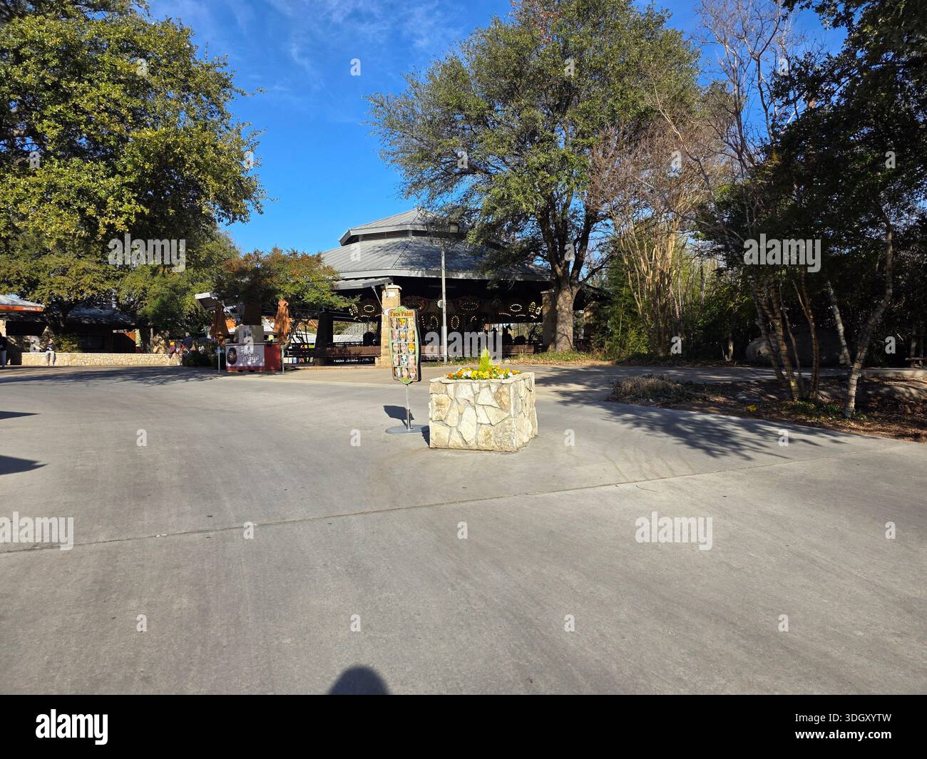 Promenade à l'intérieur de Dallas, Texas Zoo Banque D'Images