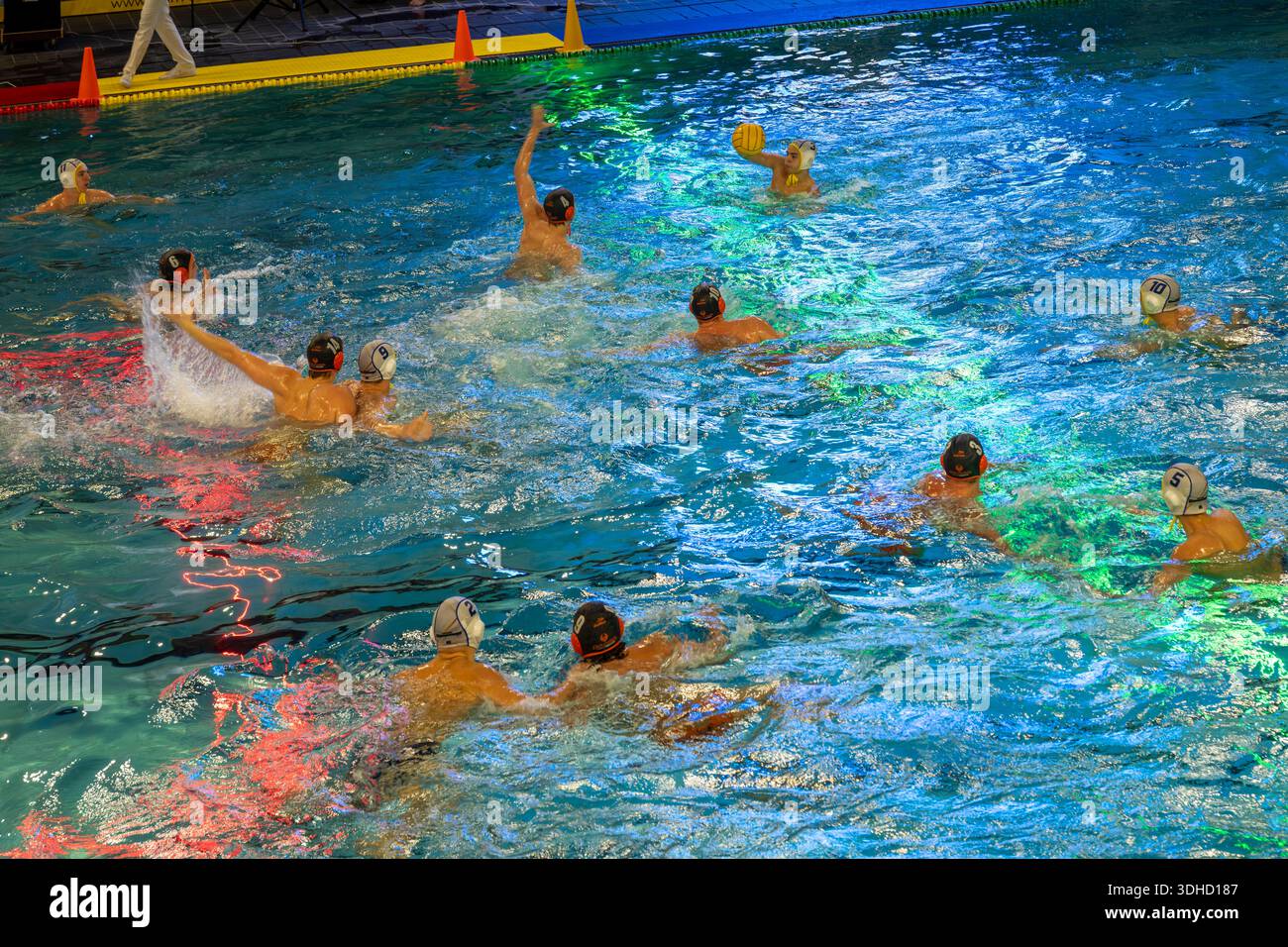 France, Bas Rhin, Strasbourg, piscine Kibitzenau, match Elite Water Polo, Team Strasbourg v. Douai Banque D'Images
