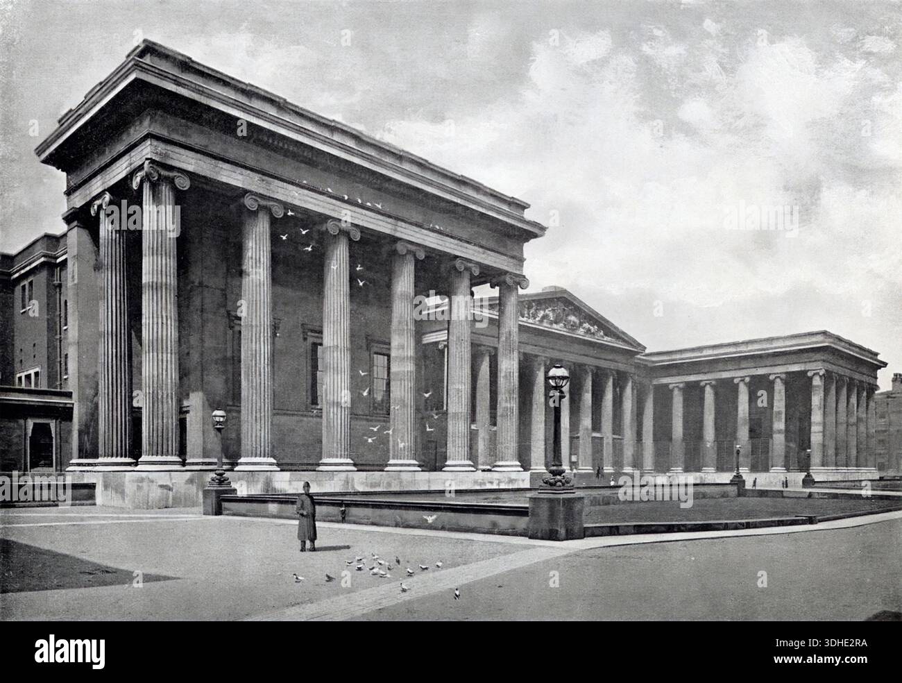 British Museum, Londres. Photographie historique en noir et blanc de l'extérieur du musée Banque D'Images