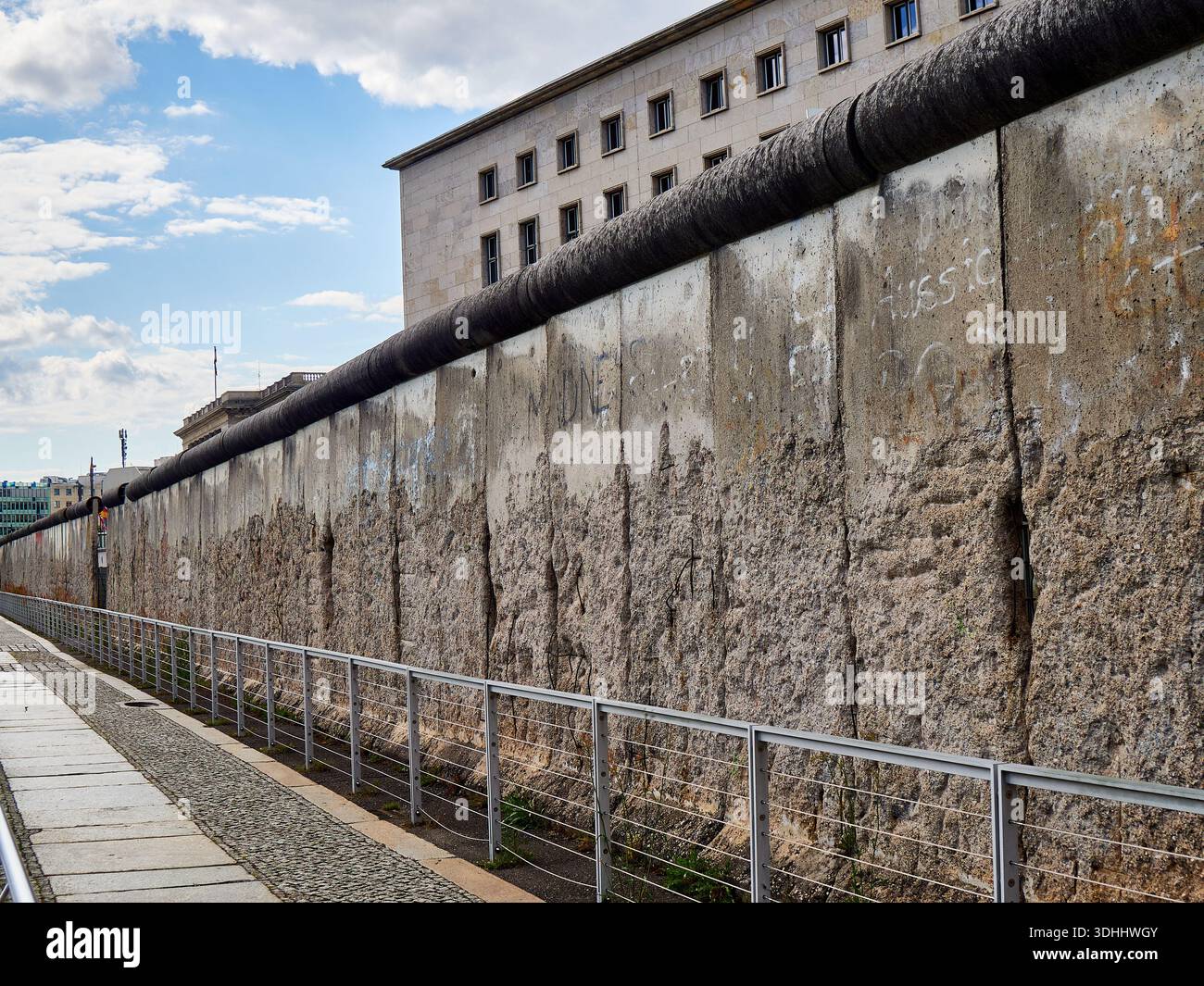 section originale du mur de berlin à topographie du mémorial de la terreur, allemagne Banque D'Images