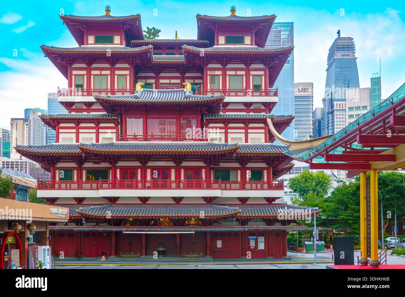 Singapour, 2025-10-12, le Temple de la relique des dents de Bouddha Banque D'Images