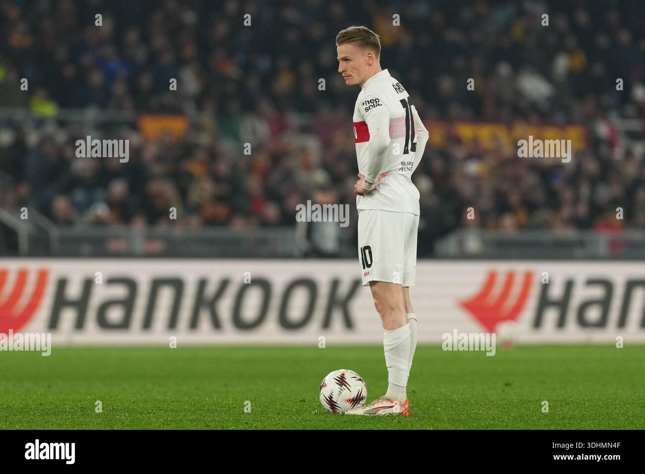 Rome, Italie. 22 janvier 2026. Chris Führich de Stuttgart lors du match de football de l'UEFA Europa League 2025/2026 entre L'AS Roma et le VfB Stuttgart au Stadio Olimpico à Rome (Italie), le 22 janvier 2026. Crédit : Insidefoto/Alamy Live News Banque D'Images