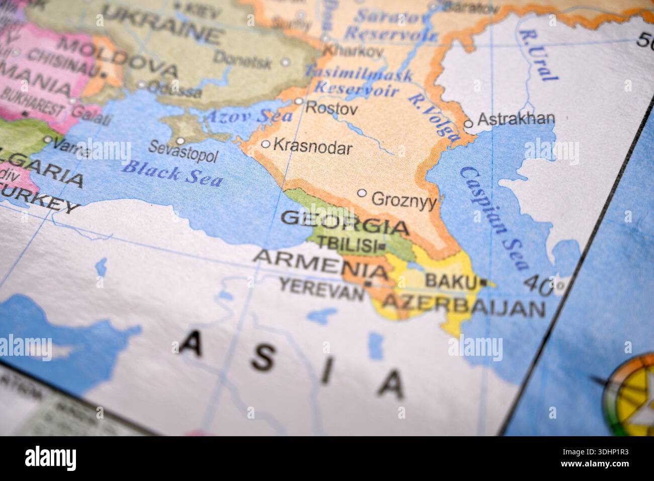 Gros plan de la carte de Géorgie du pays sur la carte du monde politique - image cartographique Banque D'Images