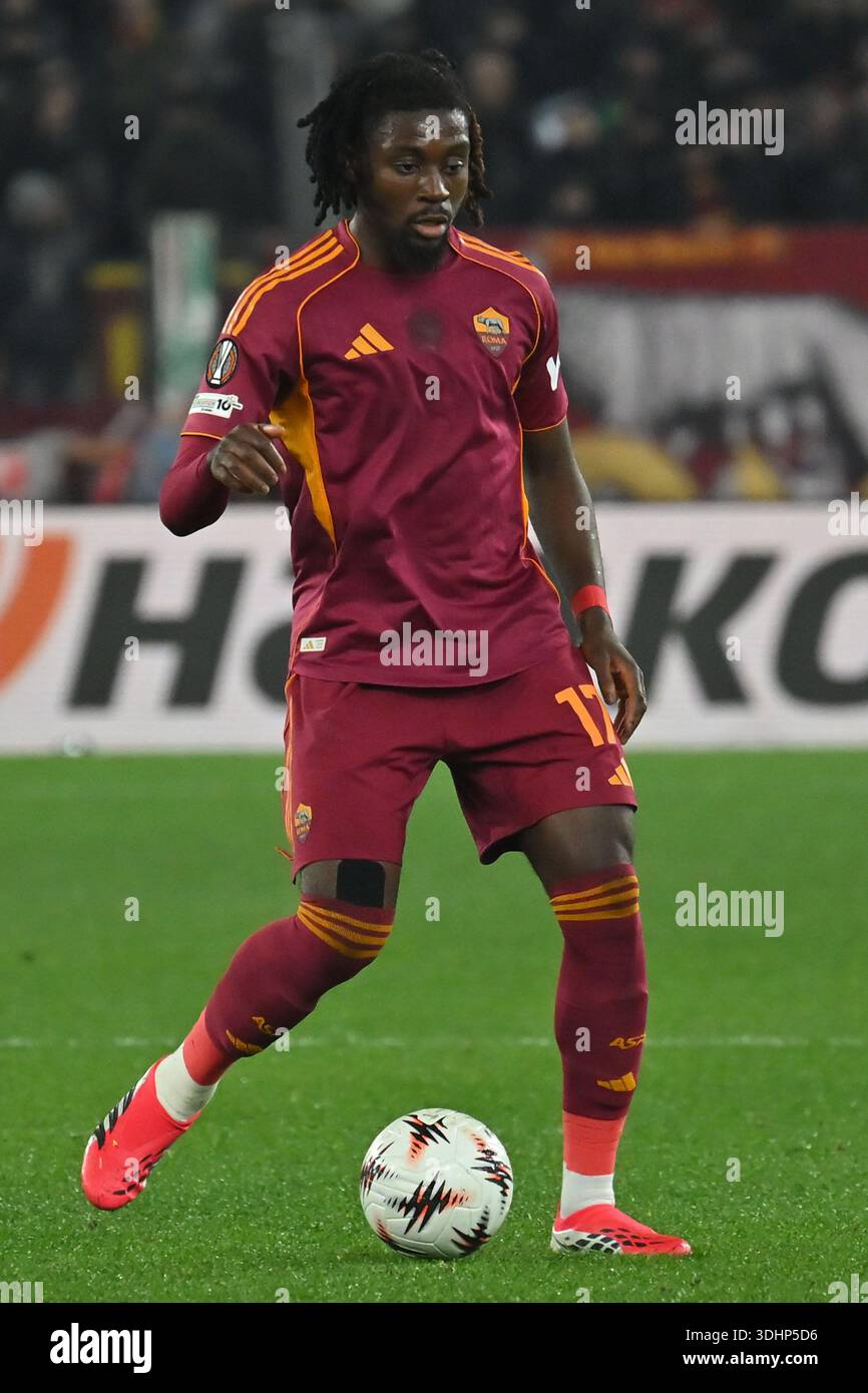 Rome, Italie. 22 janvier 2026. Manu Kone de L'AS Roma lors du match de Ligue Europa entre L'AS Roma et le VfB Stuttgart au stade Olimpico de Rome, Italie, 22 janvier 2026 Mattia Vian crédit : Agence photo indépendante/Alamy Live News Banque D'Images