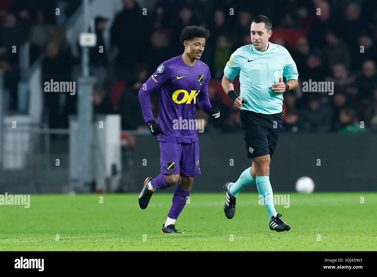 EINDHOVEN , 24-01-2026 , stade Philips , saison 2025 / 2026 , football néerlandais Eredivisie , match entre le PSV et le NAC Breda , l'image montre le joueur du NAC Breda Charles Andreas Brym Banque D'Images