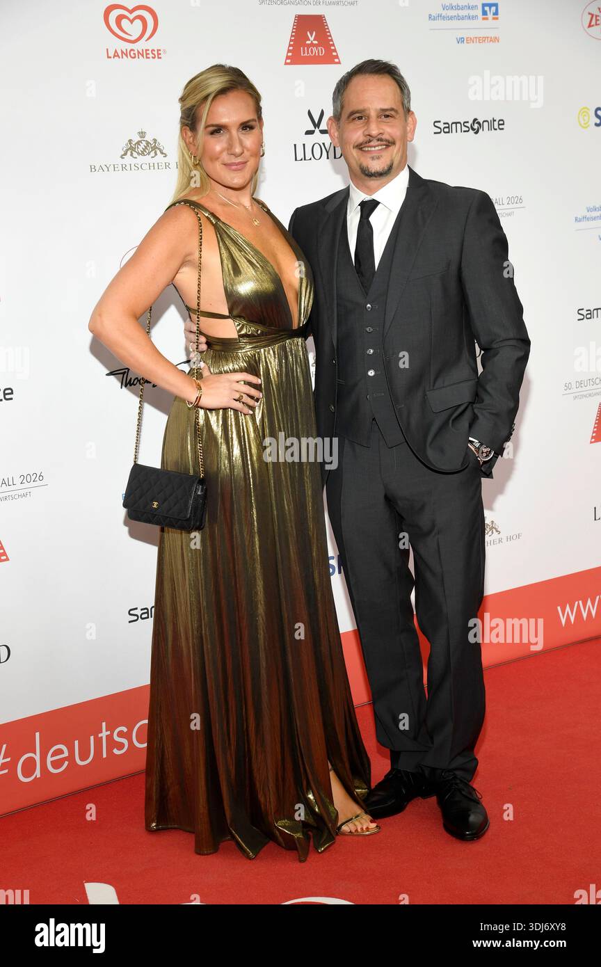 Moritz Bleibtreu mit Ehefrau Saskia Bleibtreu beim 50. Deutschen Filmball 2026 im Hotel Bayerischer Hof. München, 24.01.2026 Banque D'Images
