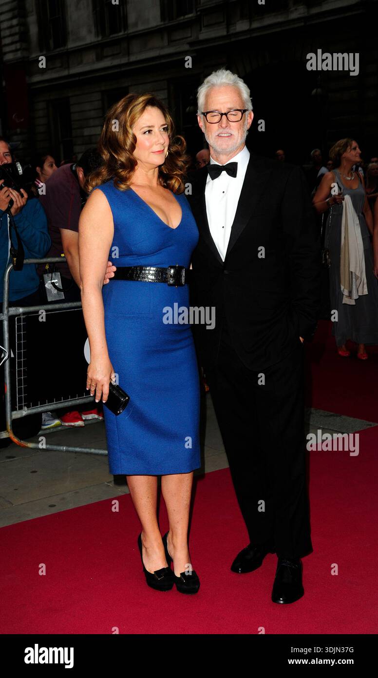Londres, Royaume-Uni. Talia Balsam et John Slattery aux GQ Men of the Year Awards au Royal Opera House, Covent Garden. 4 septembre 2012. Ref : LMK92-40414-050912 SYD/Landmark Media WWW.LMKMEDIA.COM AUCUNE UTILISATION DU SITE WEB SANS ACCORD OU ARRANGEMENT PRÉALABLE Banque D'Images