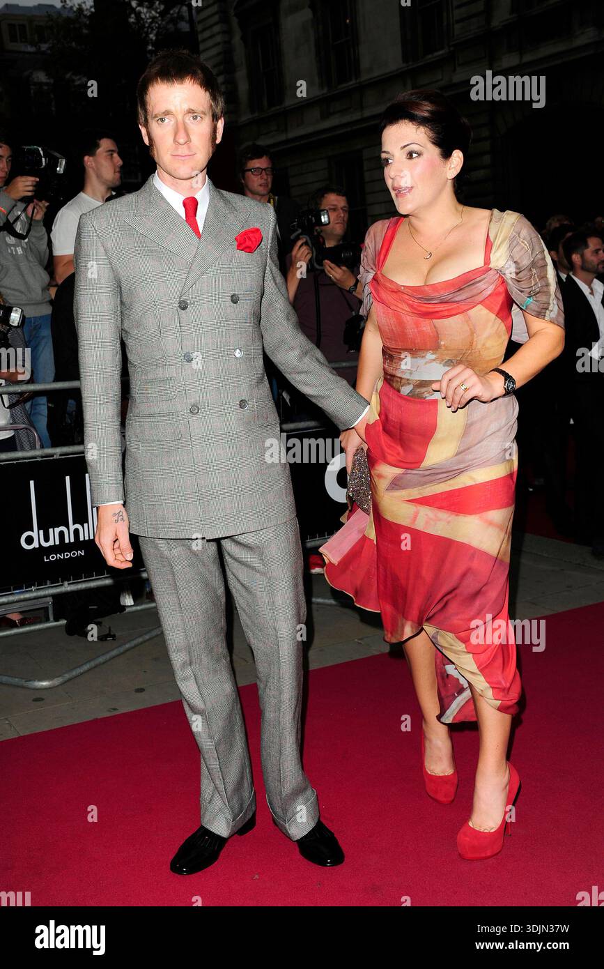 Londres, Royaume-Uni. Bradley Wiggins et Catherine Wiggins aux GQ Men of the Year Awards au Royal Opera House, Covent Garden. 4 septembre 2012. Ref : LMK92-40414-050912 SYD/Landmark Media WWW.LMKMEDIA.COM AUCUNE UTILISATION DU SITE WEB SANS ACCORD OU ARRANGEMENT PRÉALABLE Banque D'Images