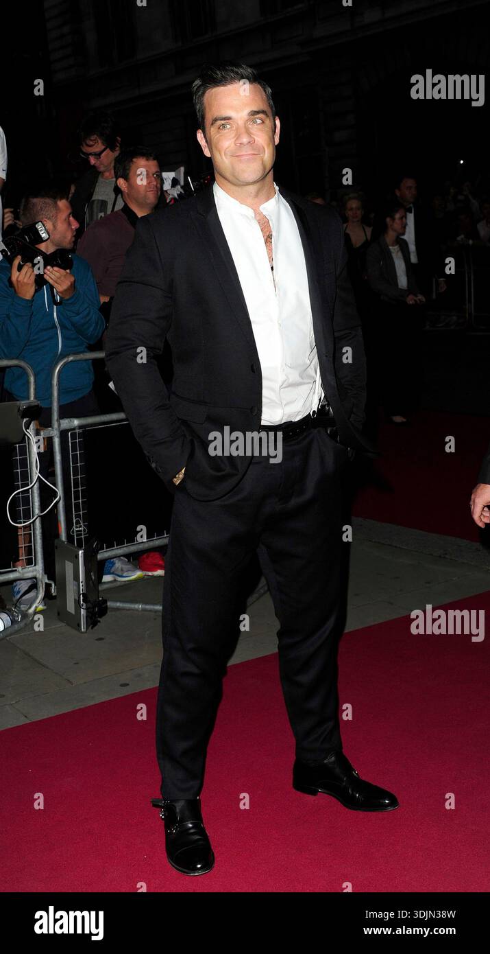 Londres, Royaume-Uni. Robbie Williams aux GQ Men of the Year Awards au Royal Opera House de Covent Garden. 4 septembre 2012. Ref : LMK92-40414-050912 SYD/Landmark Media WWW.LMKMEDIA.COM AUCUNE UTILISATION DU SITE WEB SANS ACCORD OU ARRANGEMENT PRÉALABLE Banque D'Images