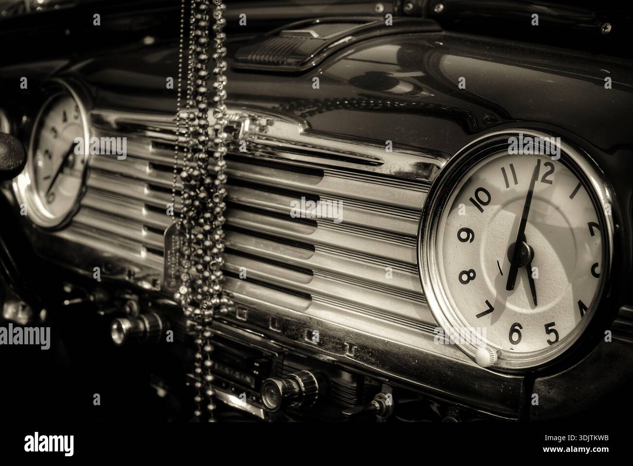 Tableau de bord Chevrolet vintage dans le ton sépia Banque D'Images