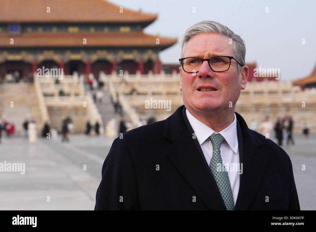Prime Minister Sir Keir Starmer during a tour of the Forbidden City in Beijing, during his visit to China. The prime minister is visiting China with a delegation of almost 60 representatives of British businesses and cultural institutions as he continues his efforts to build bridges with Beijing. Picture date: Thursday January 29, 2026. Banque D'Images