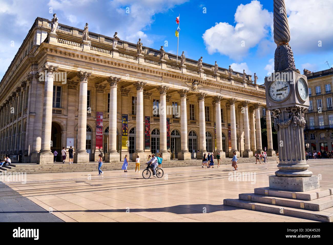 Carte Postale Ancienne – Bordeaux – Place De La Comédie