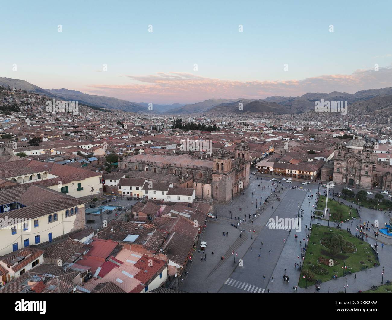 La Plaza de Armas de Cusco, un trésor culturel péruvien. Banque D'Images