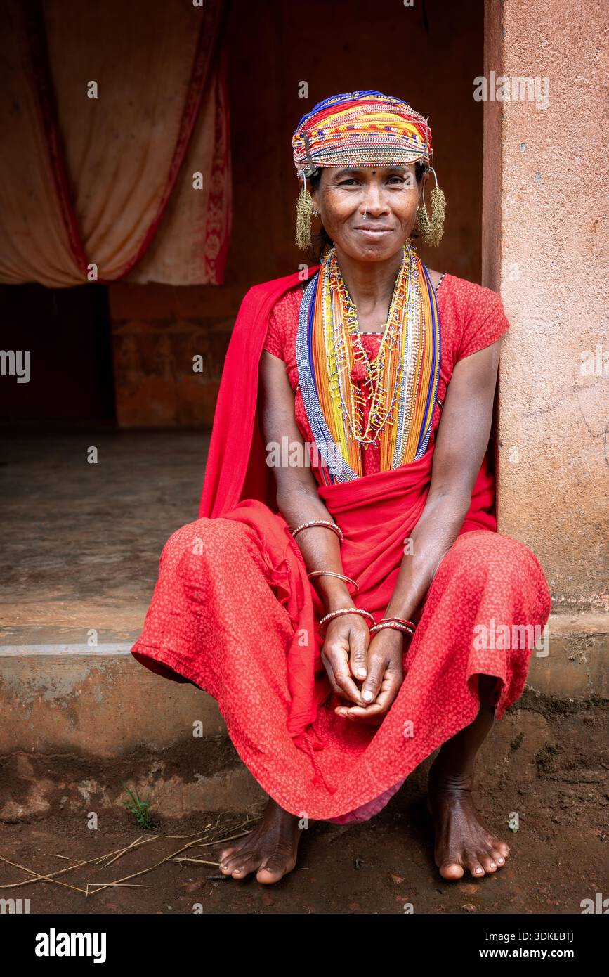 Portrait d'une femme de la tribu Bonda, Odisha, Inde Banque D'Images