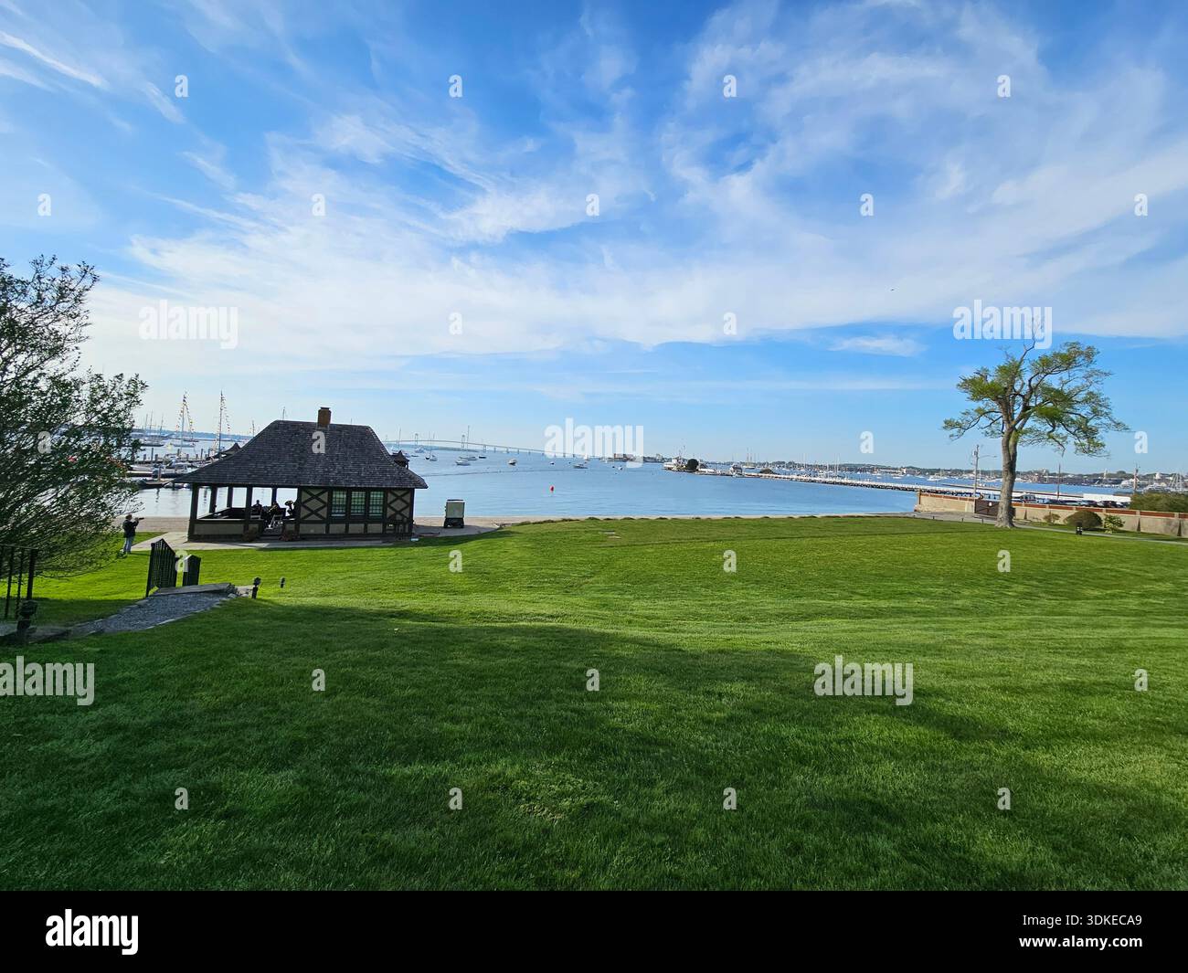 Vue panoramique sur Newport Pell Bridge Banque D'Images