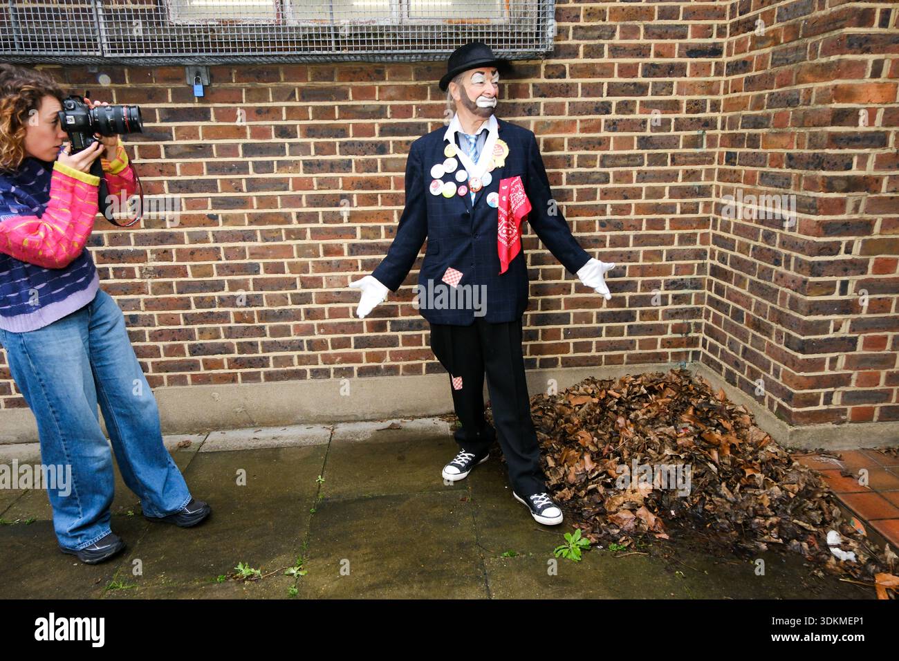 Église Trinity Saints, Londres, Royaume-Uni. 1er février 2026. Le service annuel des clowns à l'église des Saints de la Trinité, célébrant les clowns, le clowning et Joseph Grimaldi. Credit : Matthew Chattle/Alamy Live News Banque D'Images