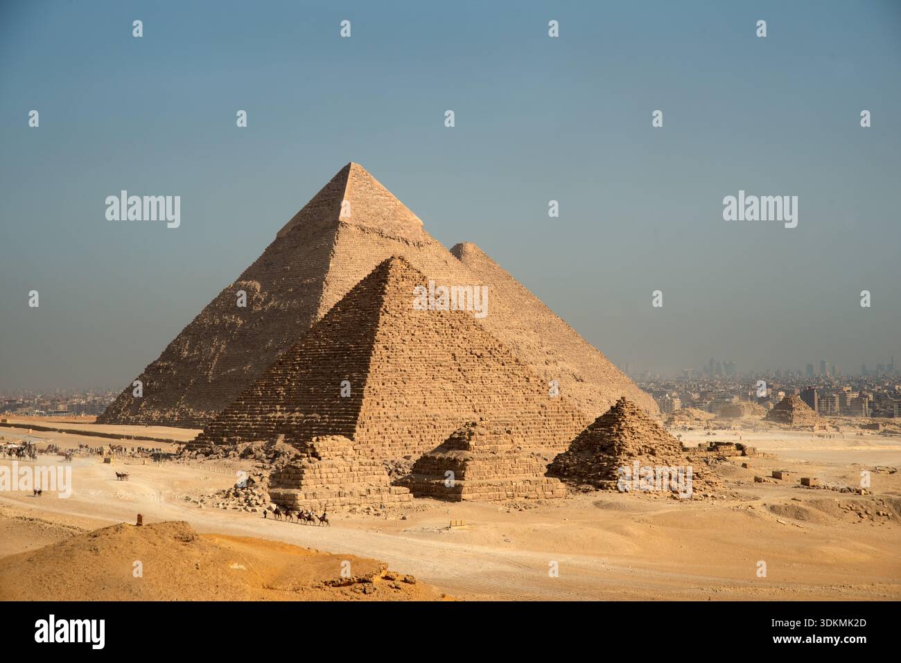 Les grandes pyramides de Gizeh, Le Caire, Egypte Banque D'Images
