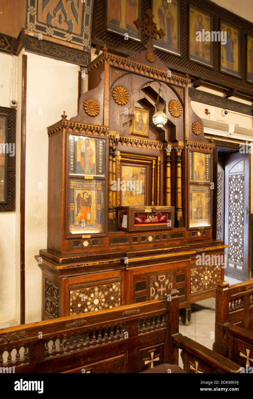 Icônes, dans l'église suspendue, au Caire, Egypte. Banque D'Images