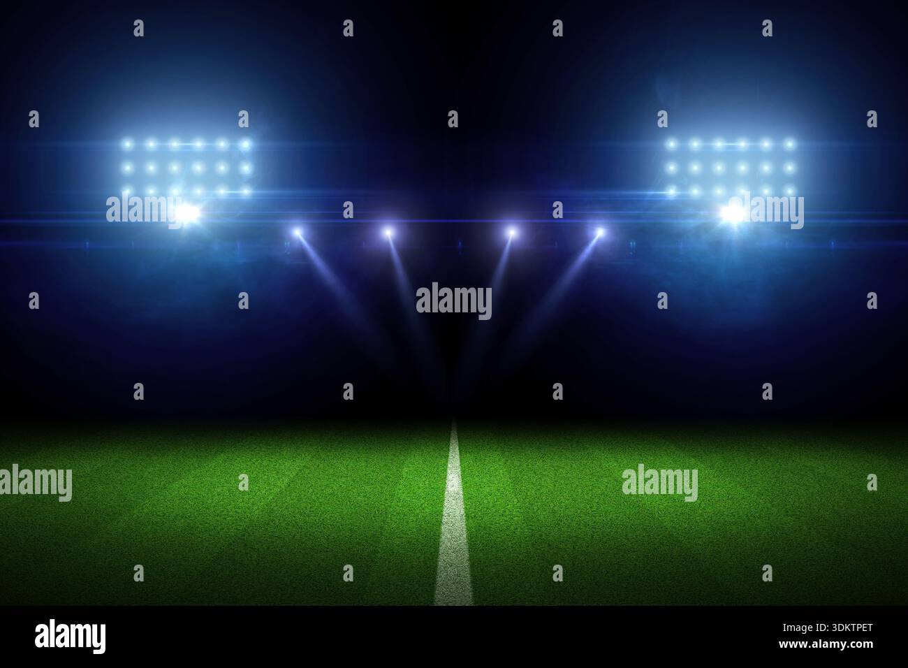 Stade de football avec projecteurs. Terrain de football éclairé. Stade de sport avec terrain en herbe verte et projecteurs. Tournoi de football, coupe du monde. Banque D'Images